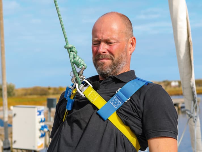 A Lifebelt is suitable as a second safety device on a separate halyard
