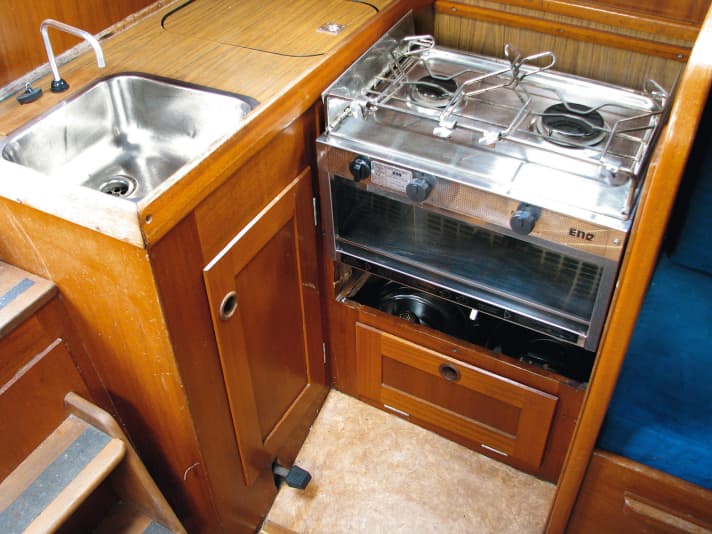 yacht/img-7930_23b2b6319bcc0f22500485d02cb85f2c