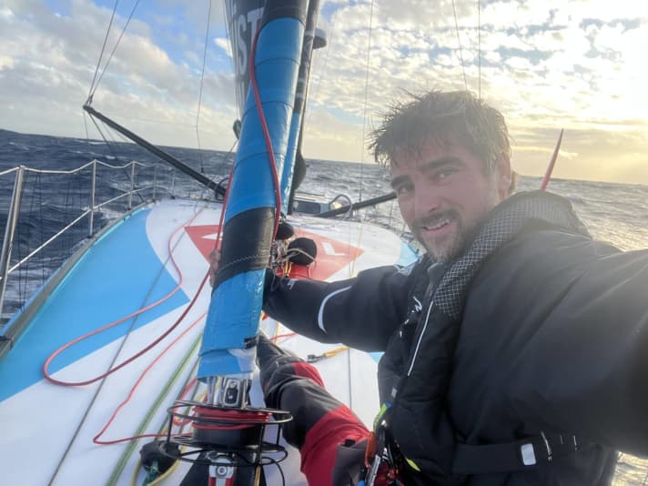 yacht/imo-malizia-malizia-2022-11-13-10-54-21-jp_41f5bef74364d02328f5e407958a6b09