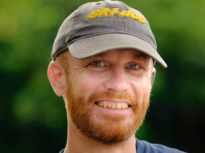 Lynx Guimond: The Canadian is a passionate boat builder and sailor. He lives at the shipyard and is responsible for design and construction