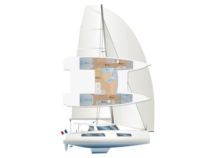 Customisation is available in modules on request: the standard layout features three cabins and two bathrooms. The forward double cabin on the starboard side can also be converted into a workshop, an office or a walk-in storage area. Optimal use of space: the double berths aft span the entire width of the hull. Two people can sleep comfortably at the stern.