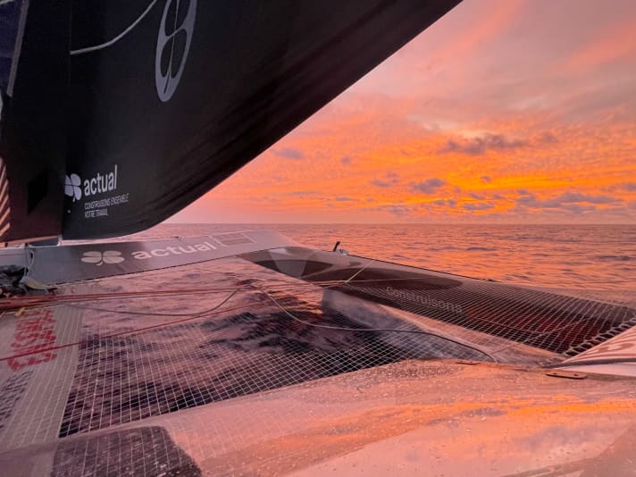 The picture of the day was sent by "Actual Ultim" skipper Anthony Marchand yesterday of the sunset | Photo: ANTHONY MARCHAND