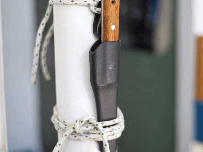Sailing knife
