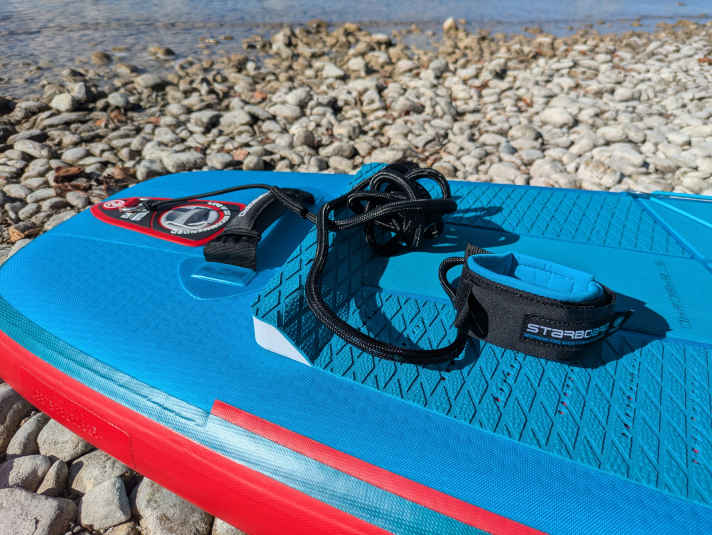Deck pad. Leash, edge finish and reinforcements: all top-notch.