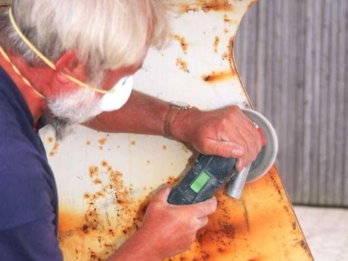 Rust can only be removed superficially with the random orbital sander