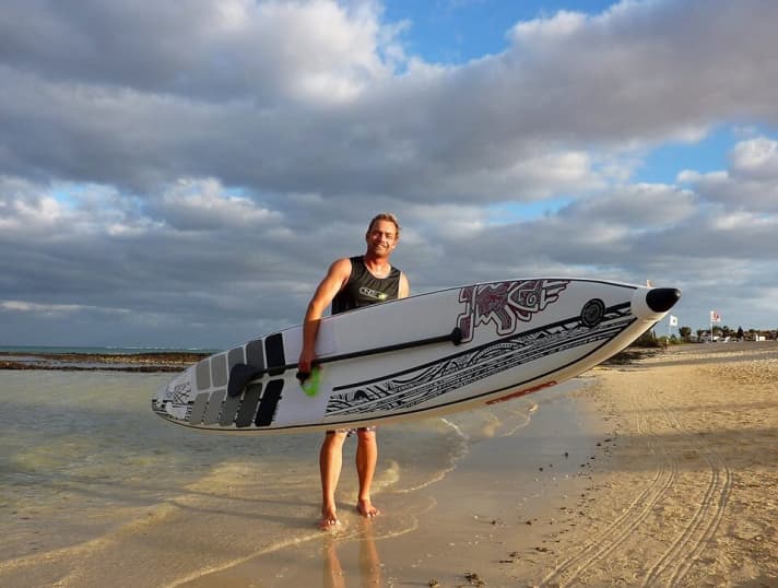 "Bei kleinen Wellen kann man auch mit dem iSUP üben", Roland Blaschek vom Surfstadl Ammersee