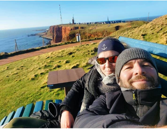 Monika et Helge von Freeden se sont installés sur l'île il y a quelques années seulement. Pendant leur temps libre, ils sont tous deux des navigateurs passionnés de la mer du Nord.