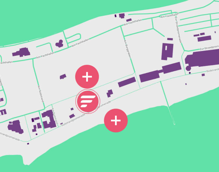 The beach camp at the Foil Festival on Fehmarn (upper cross) is right next to the test area (lower cross)