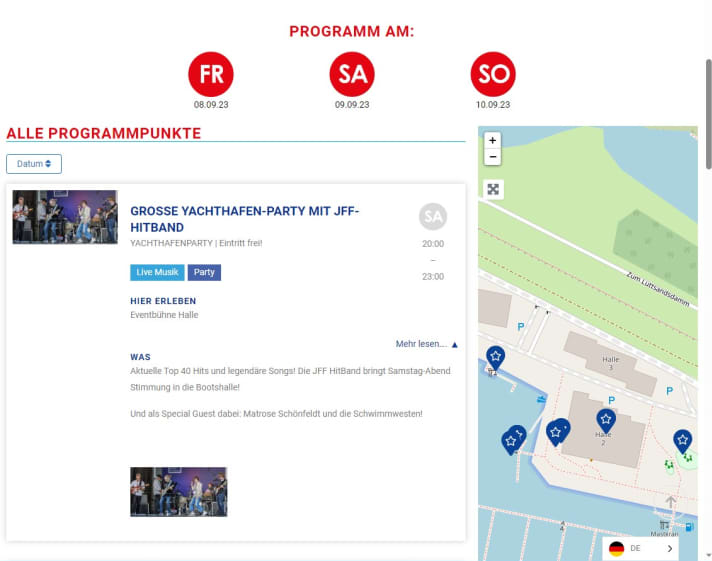 Obiger Screenshot stammt aus dem Bereich Programm der Yachtfestival-Website: Wer mit dem Mauszeiger in diesem Bereich beispielsweise über den Programmpunkt „Große Hafen-Party mit JFF-Hitband“ fährt, sieht auf der nebenstehenden Karte eine hüpfende Markierung. In diesem Fall inmitten der Halle 2. Egal welches Boot, welcher Aussteller, welcher Programmpunkt – stets verrät der sich bewegende digitale Zeiger den jeweiligen Standort. Eine Funktion, die es auf keiner anderen deutschen Boat-Show-Website gibt – nur bei <a href="https://www.yachtfestival.de/" target="_blank" rel="noopener noreferrer">Yachtfestival.de</a>