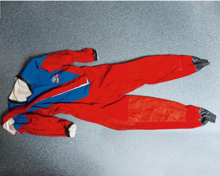   The neck and arm cuffs have already been torn off and the ankle cuffs are brittle. However, the suit itself is still in good condition - with new cuffs it is ready for use again