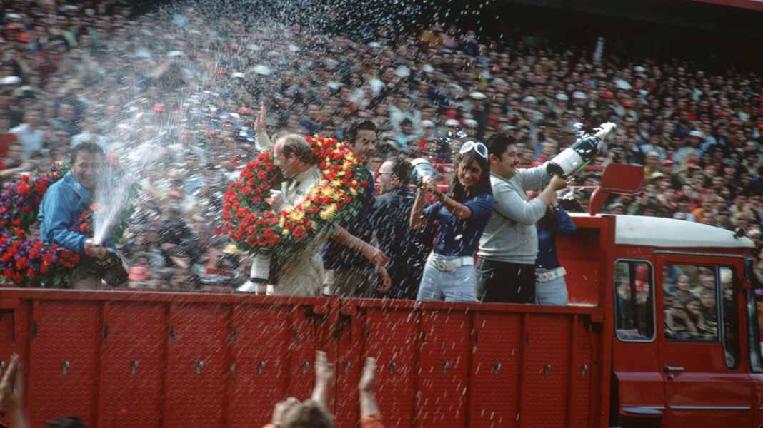 Vor 50 Jahren holte Porsche den ersten Le Mans-Gesamtsieg: Siegerfahrzeug im Porsche Museum