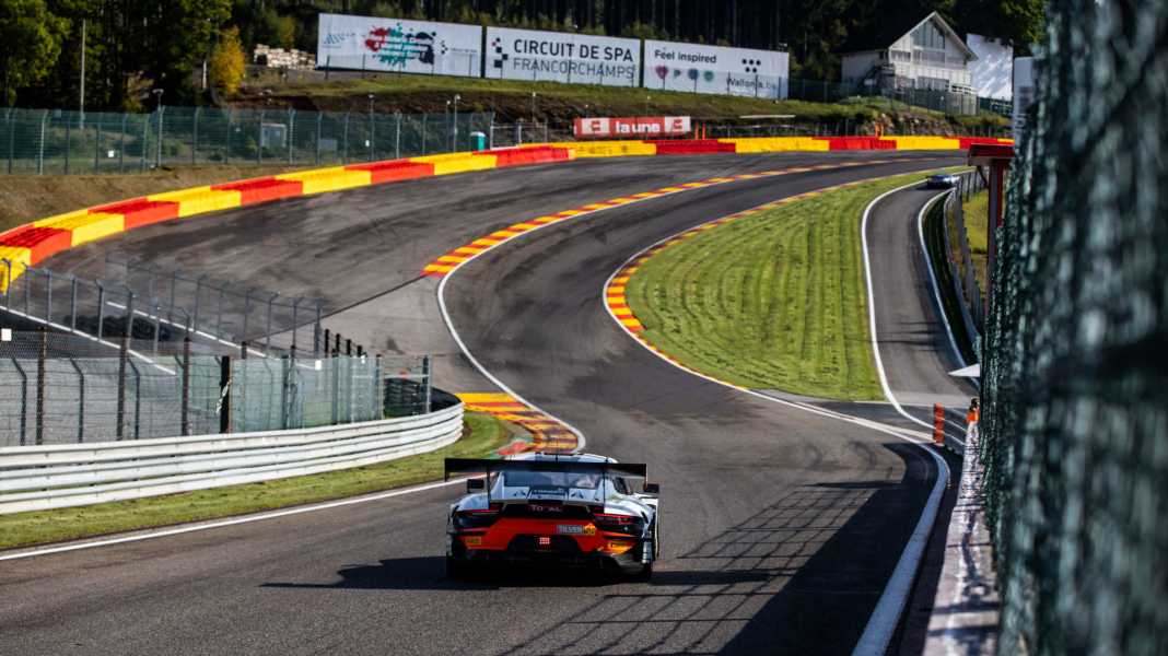 Grenzerfahrung Eau Rouge im Porsche 911 GT3 R: Die Faszination einer Kurve