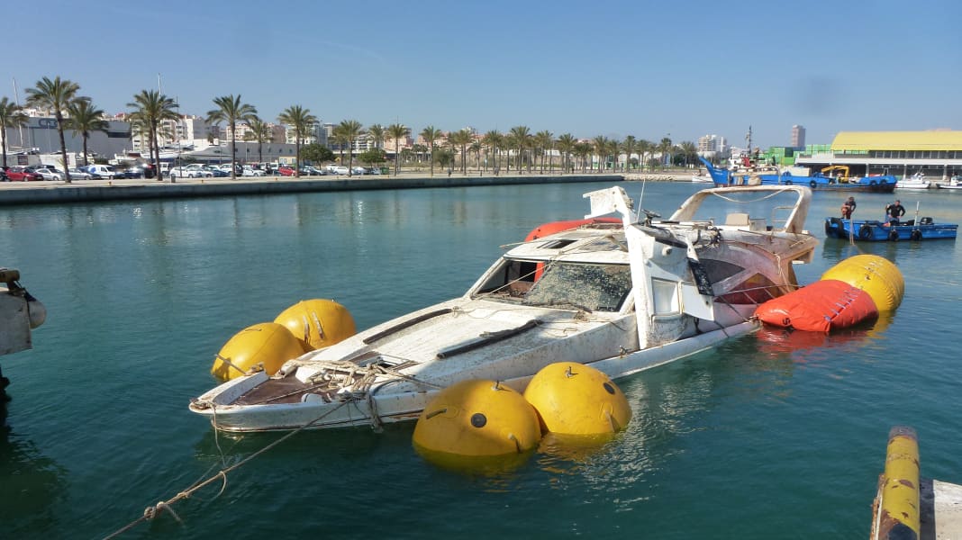 Webinar for charterers: The right insurance for your boat, skipper and crew - register for the webinar now! On 8.3. at 19.30h