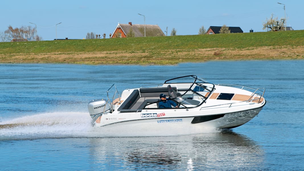 Test: Daycruiser mit Außenborder - AMT 210 DC