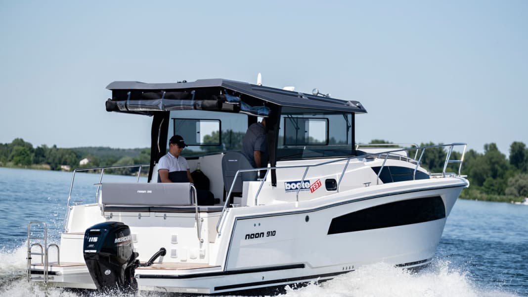 Test: Cabin boats - Neon 910