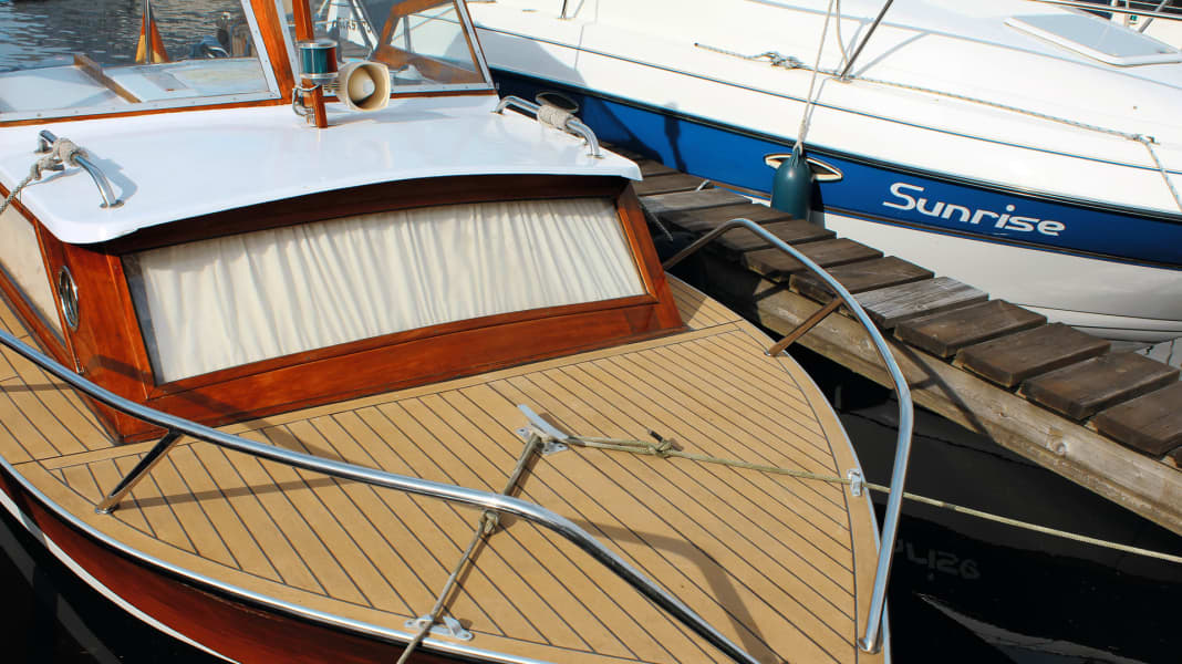 Laying PVC teak decking - Workshop: Laying PVC teak decking correctly