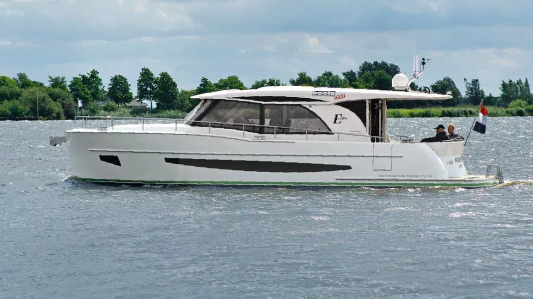 Test: Boarncruiser 1280 Elegance Hybrid - With the power of two hearts