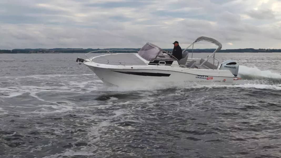 Daycruiser: Atlantic Marine Sun Cruiser 730 im Test