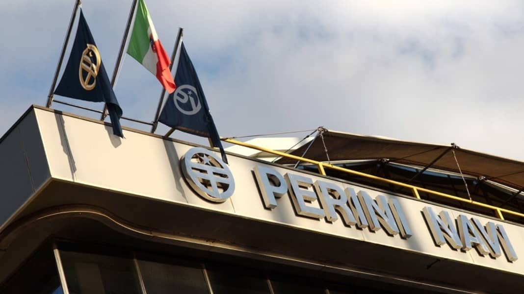 Zwei Motoryacht-Neubauten von Perini Navi