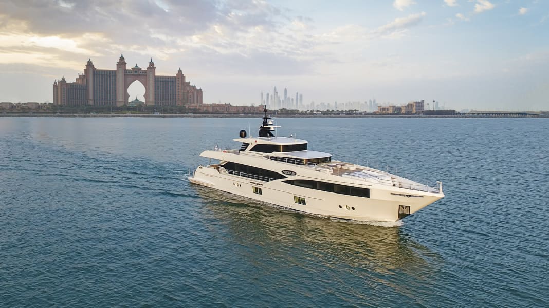 Gulf Craft liefert Majesty 100 „Nahar" aus
