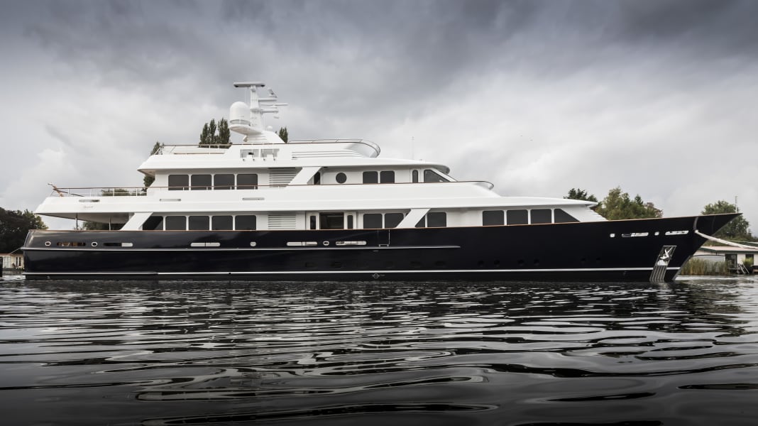 Feadship wassert 47-Meter-Neubau