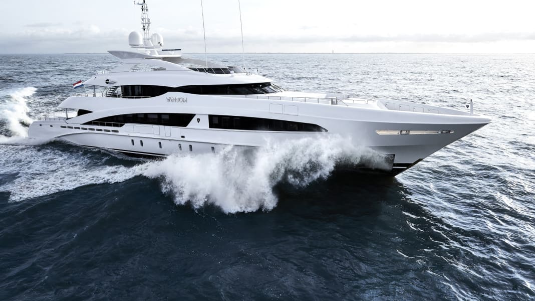 Heesen lieferte „VanTom“ aus