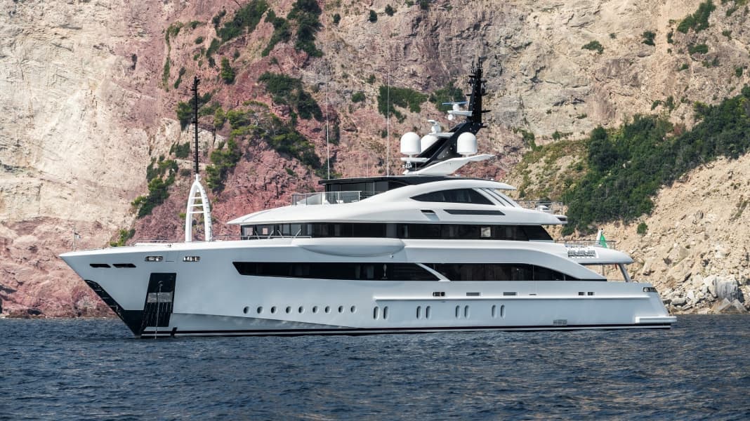 Rossinavi delivers 52 metres of "Florentia"