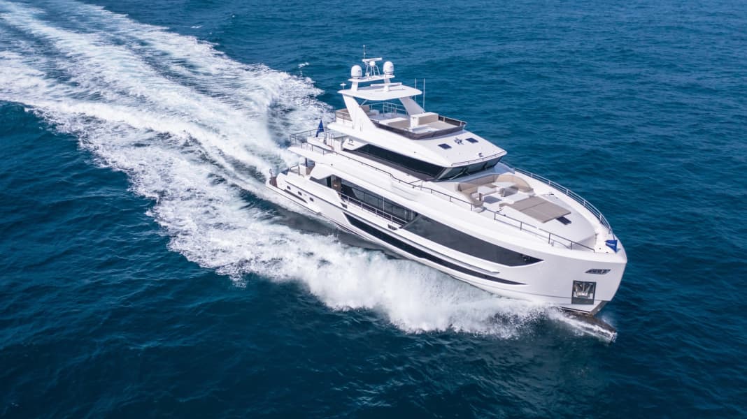 Geschäftiges Jahresende für Horizon Yachts