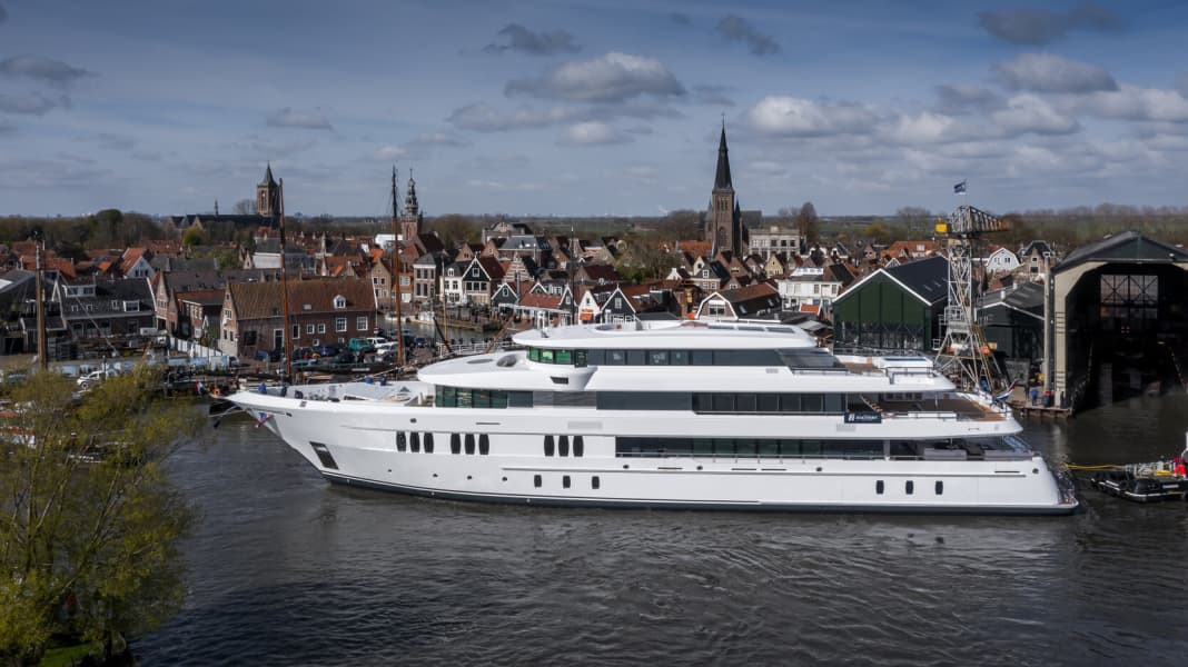 Hakvoort unveils 61 metres