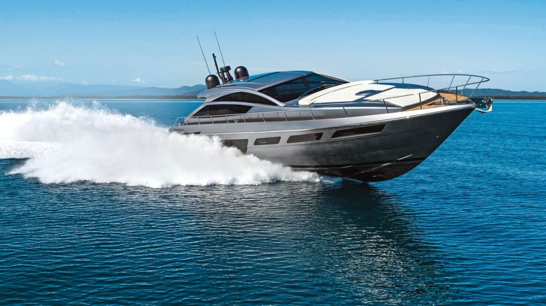On board: Pershing 6X