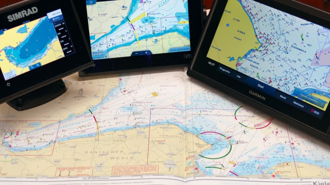 Accessories: Comparison test - Electronic nautical charts for the plotter