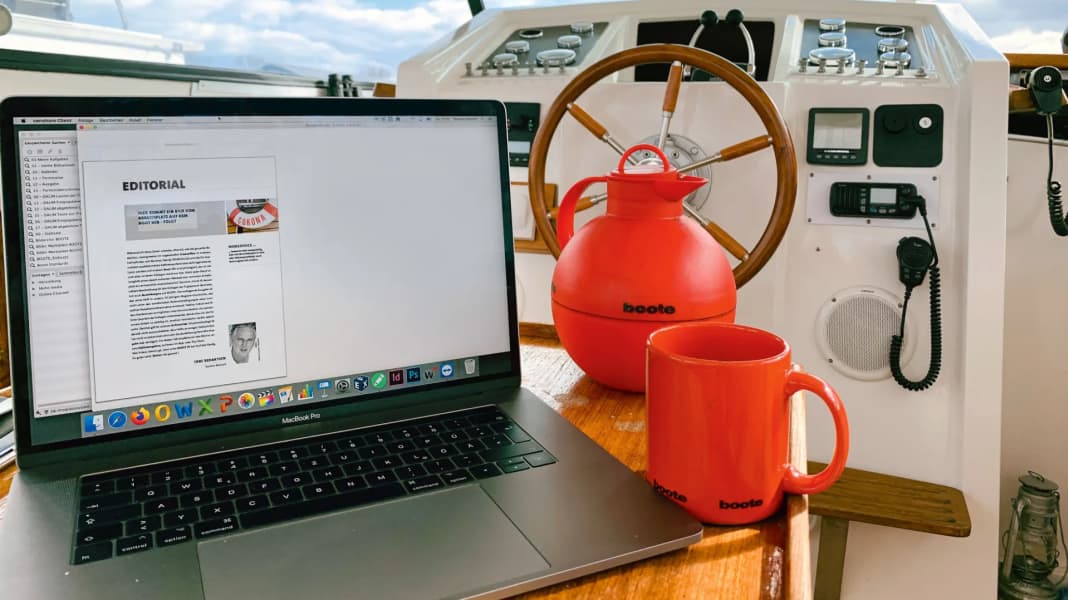Communication: Internet on board - in harbour and on the high seas