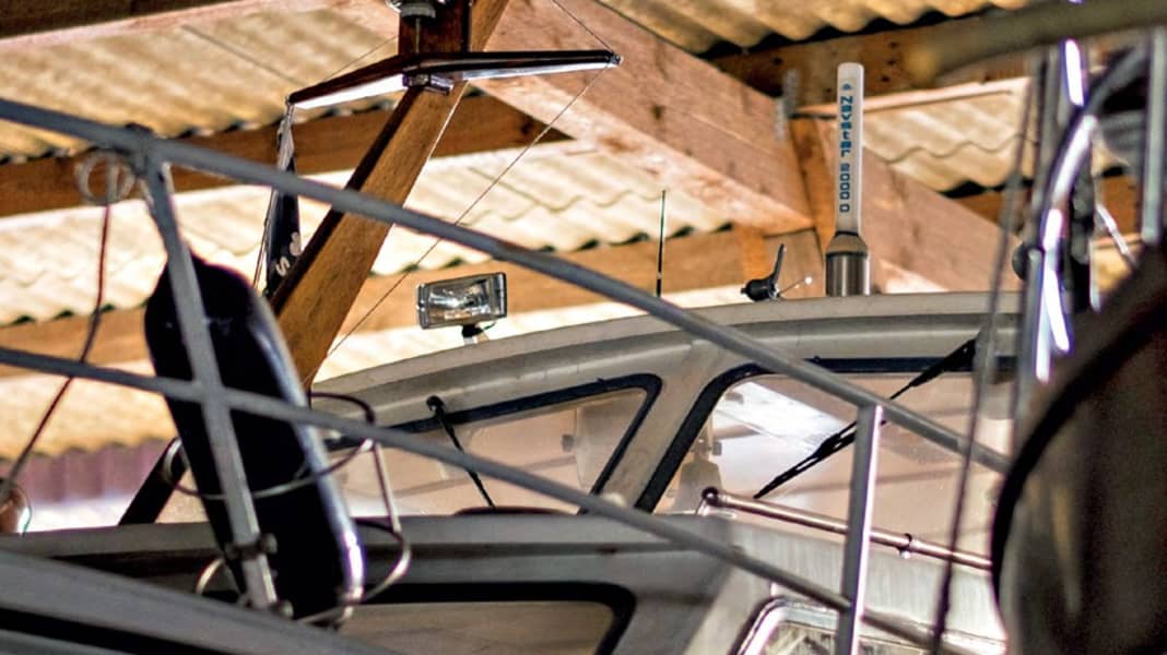 Law: Who is liable for damage in winter storage?