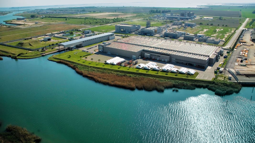 Portrait: Cranchi shipyard - La Famiglia