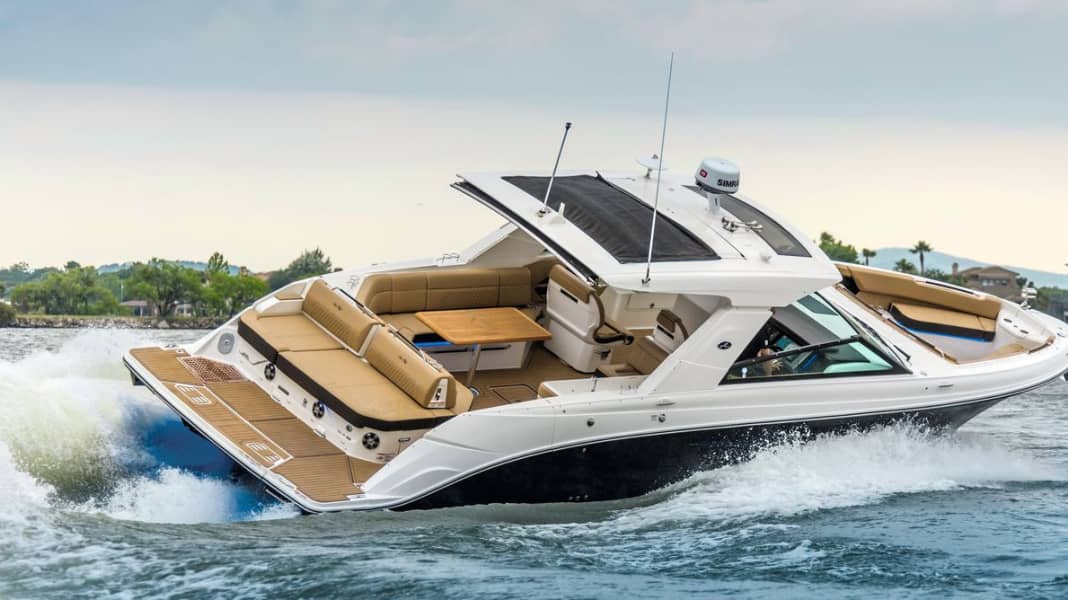 Test: Sea Ray SLX 400 - Space sportsman