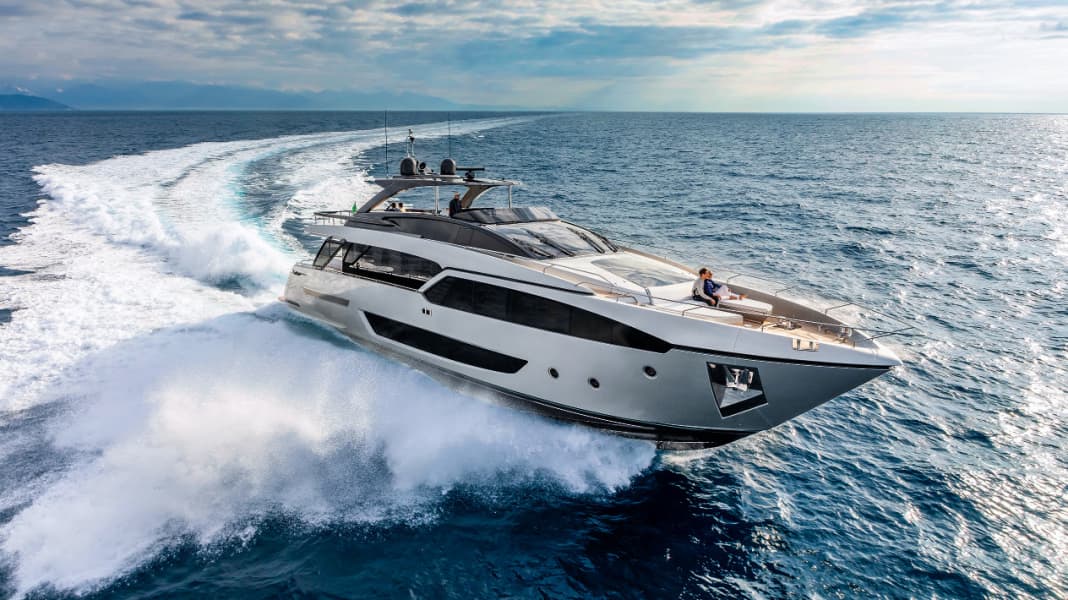 Novelty: Riva 90 Argo - Only the finest