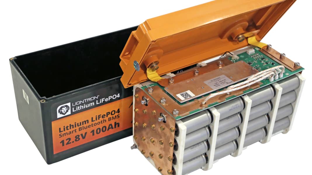 Vehicle electrical system: Comparison of lead and lithium batteries - Full charge