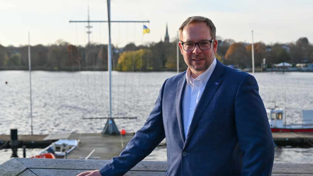 Interview: „Eine Gemengelage aus stark gestiegenen Preisen” in der Bootsbranche