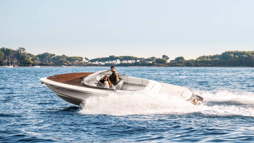 M800: Dayboat mit 150 Kilowatt starkem E-Motor