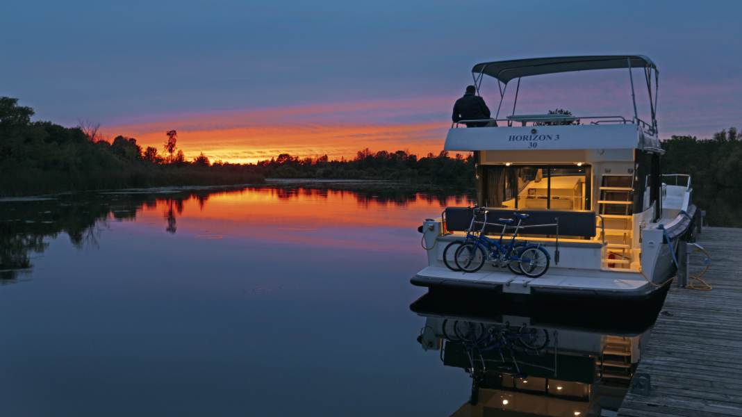 Versicherungen: Schomacker erweitert Absicherung für Chartercrews