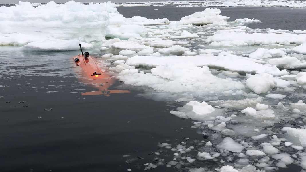 Research: Replacement for submarine that sank in the Antarctic