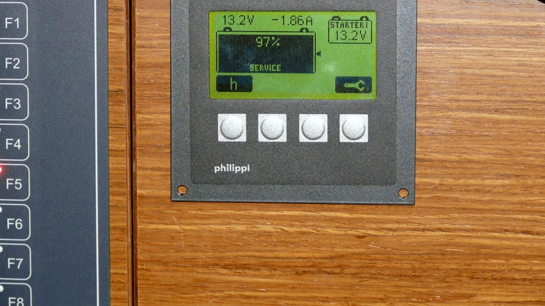 Photo tutorial: Installing a battery monitor - Knowledge is pleasure