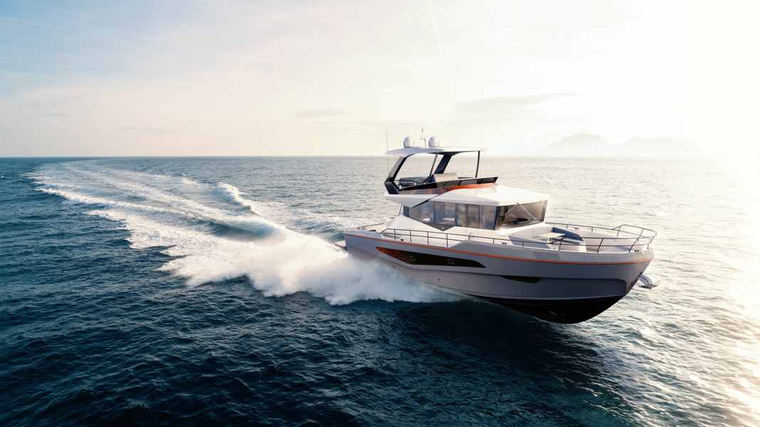 Yanmar CX570 Flybridge: Flexibler Allrounder für Familien und Abenteurer