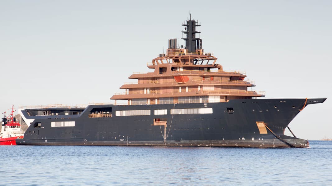 REV comes to Lloyd Werft