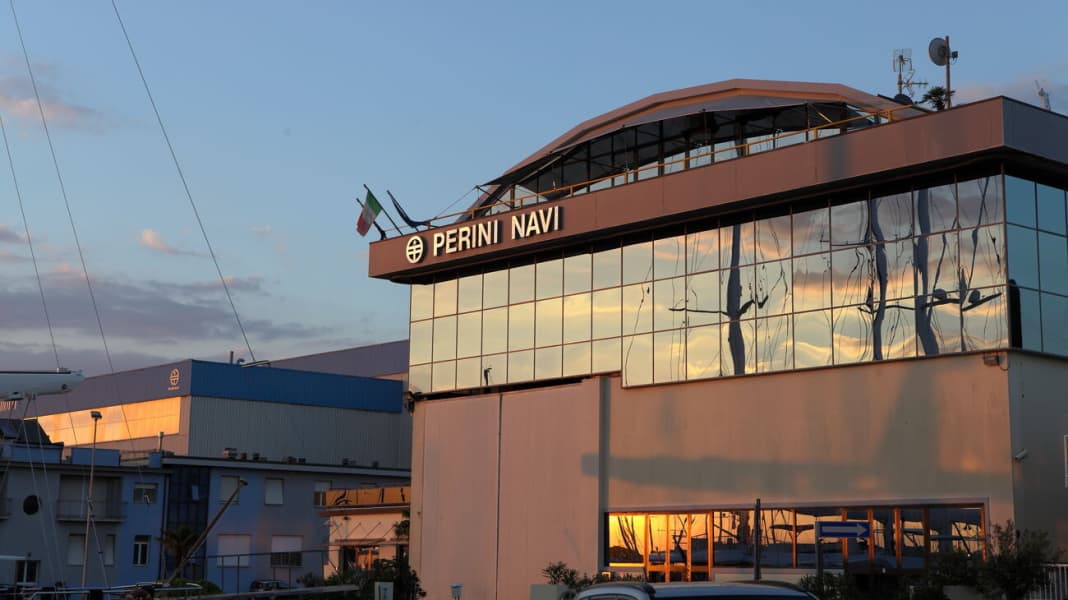 Perini Navi kurz vor der Insolvenz