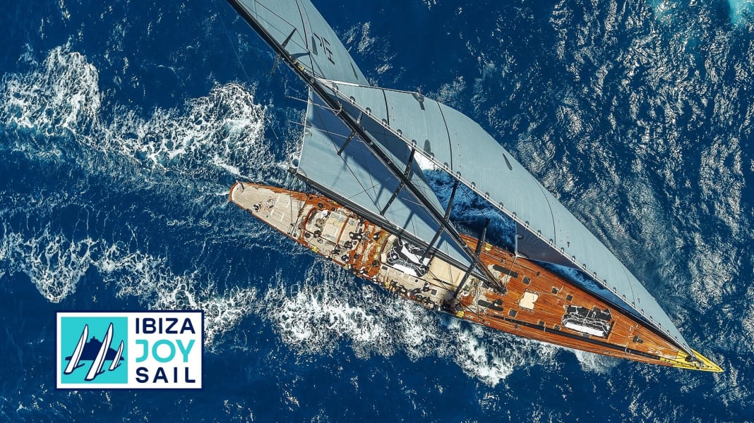 Neue Regatta vor Ibiza