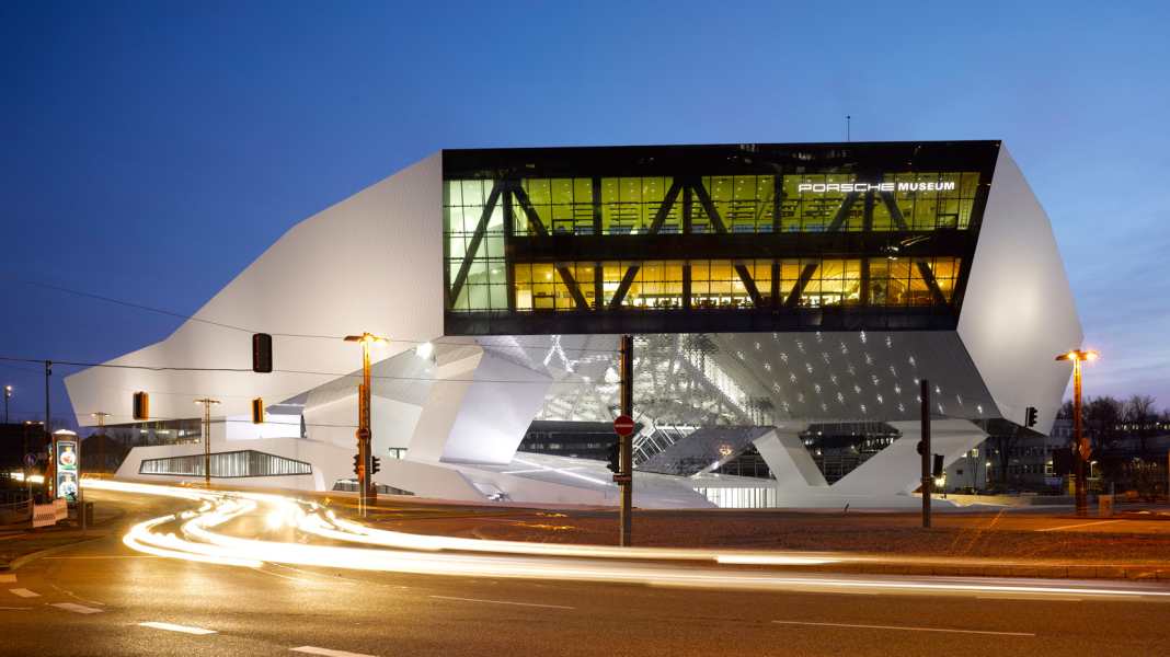Porsche Museum: EIN Porsche 928 FÜR VIER