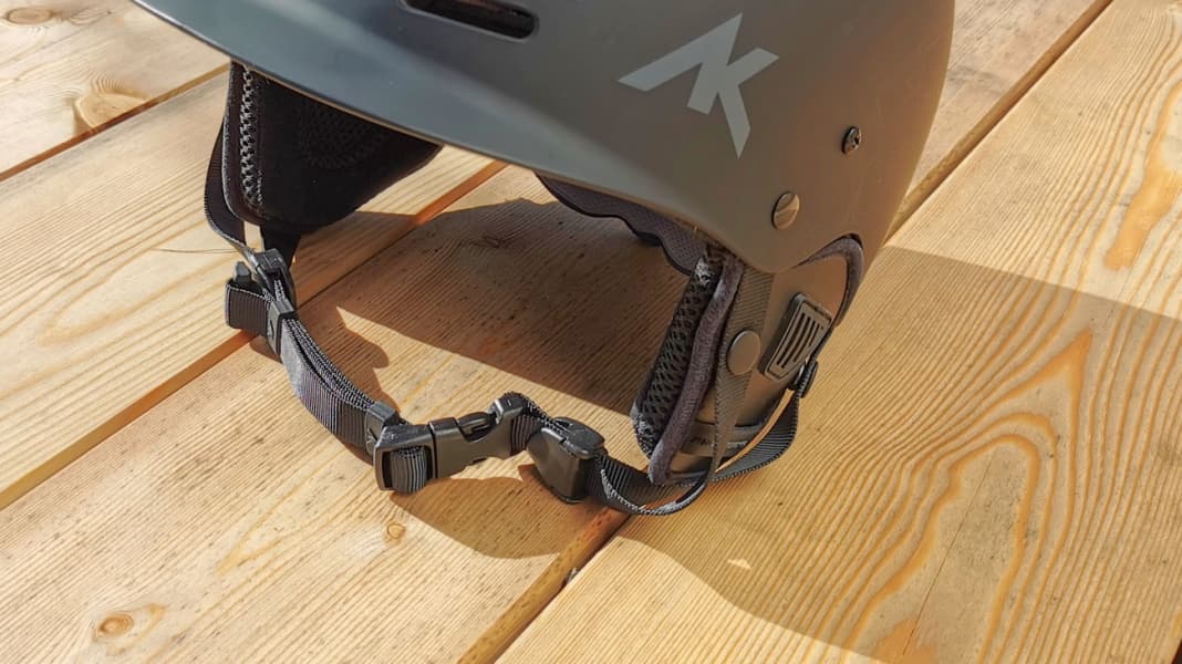 Test: AK Durable Supply Riot helmet for water sports enthusiasts