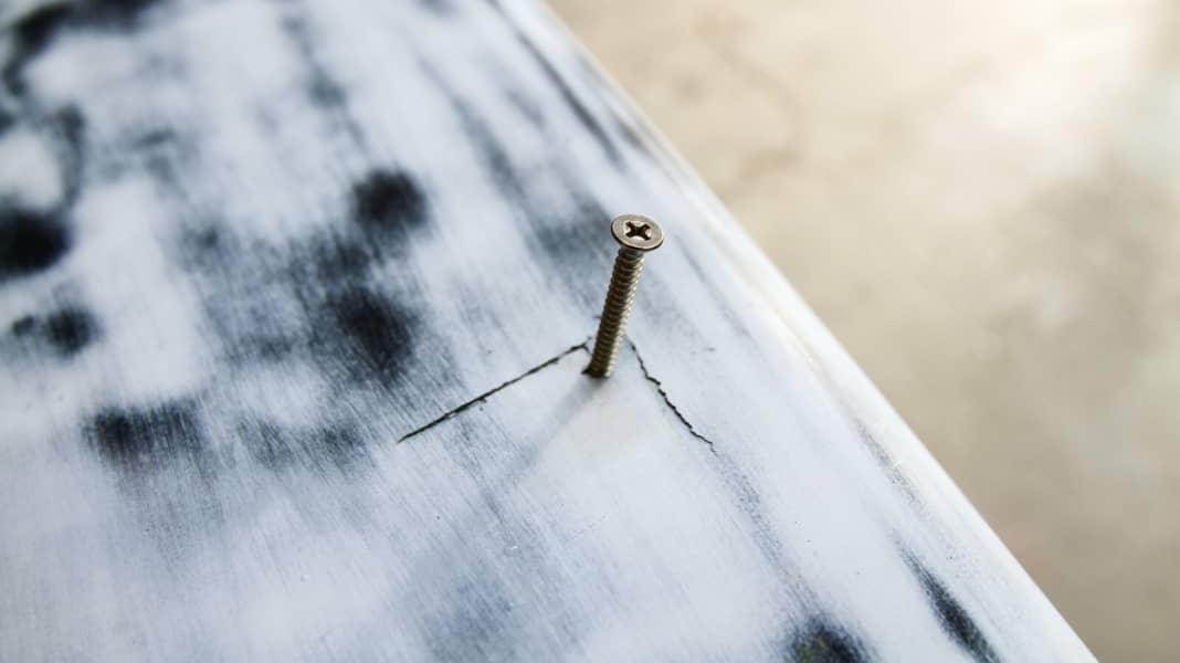 SUP Workshop: Riss im Brett reparieren