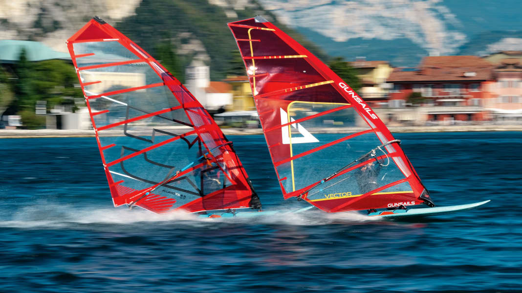 Test 2021: Freerace sail with cambers 8.5